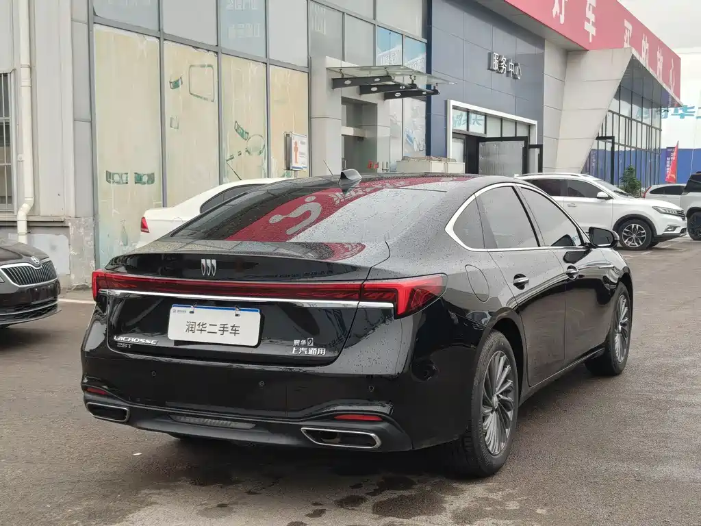 Buick LaCrosse — миниатюра 5