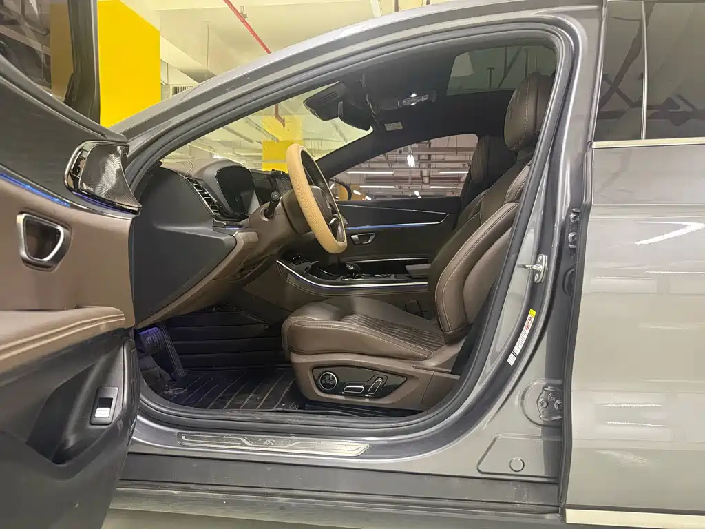 BYD Han — миниатюра 2