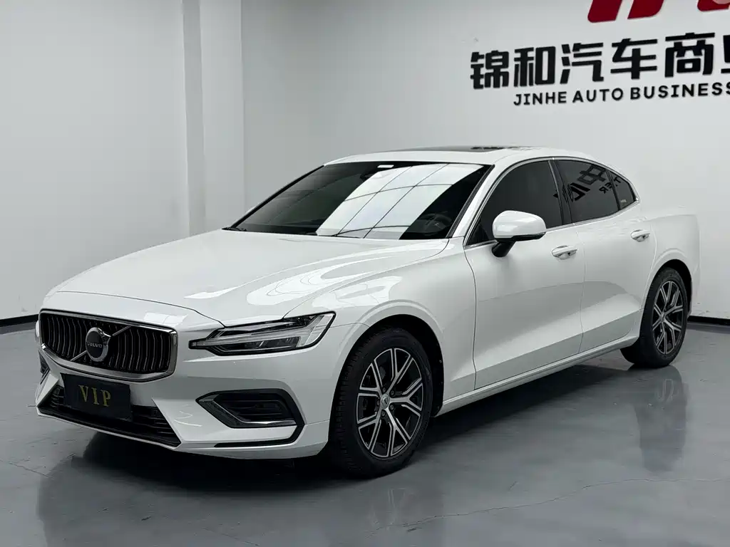 Volvo S60 2022