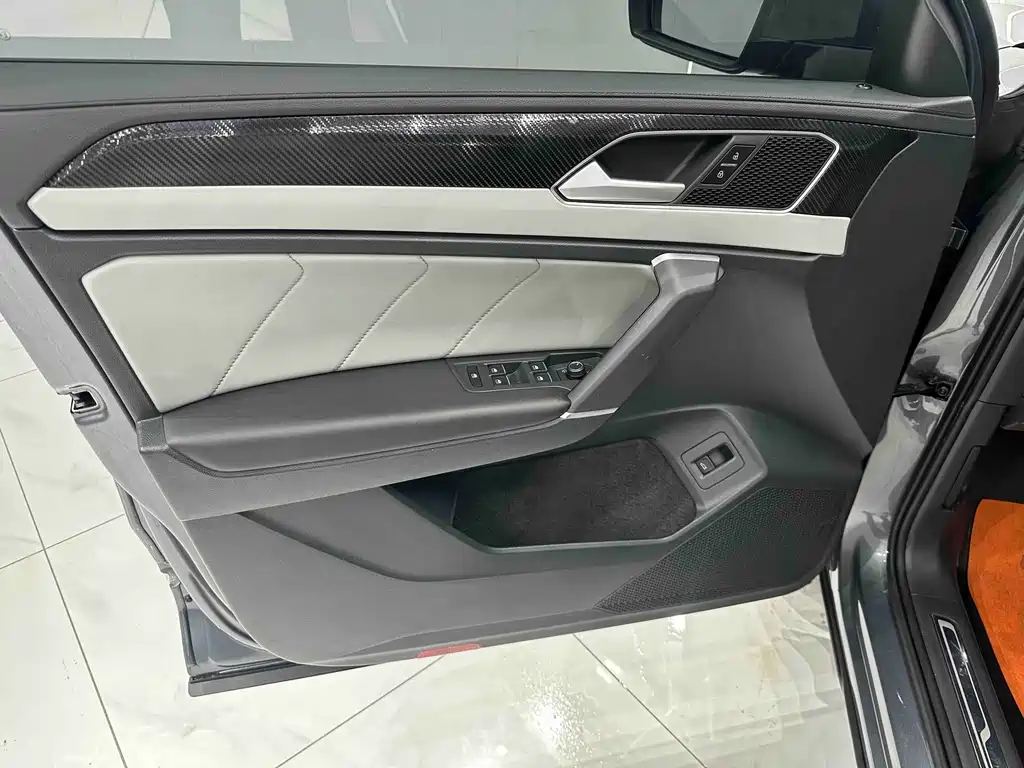Volkswagen Tayron 2023 280TSI Luxury Plus