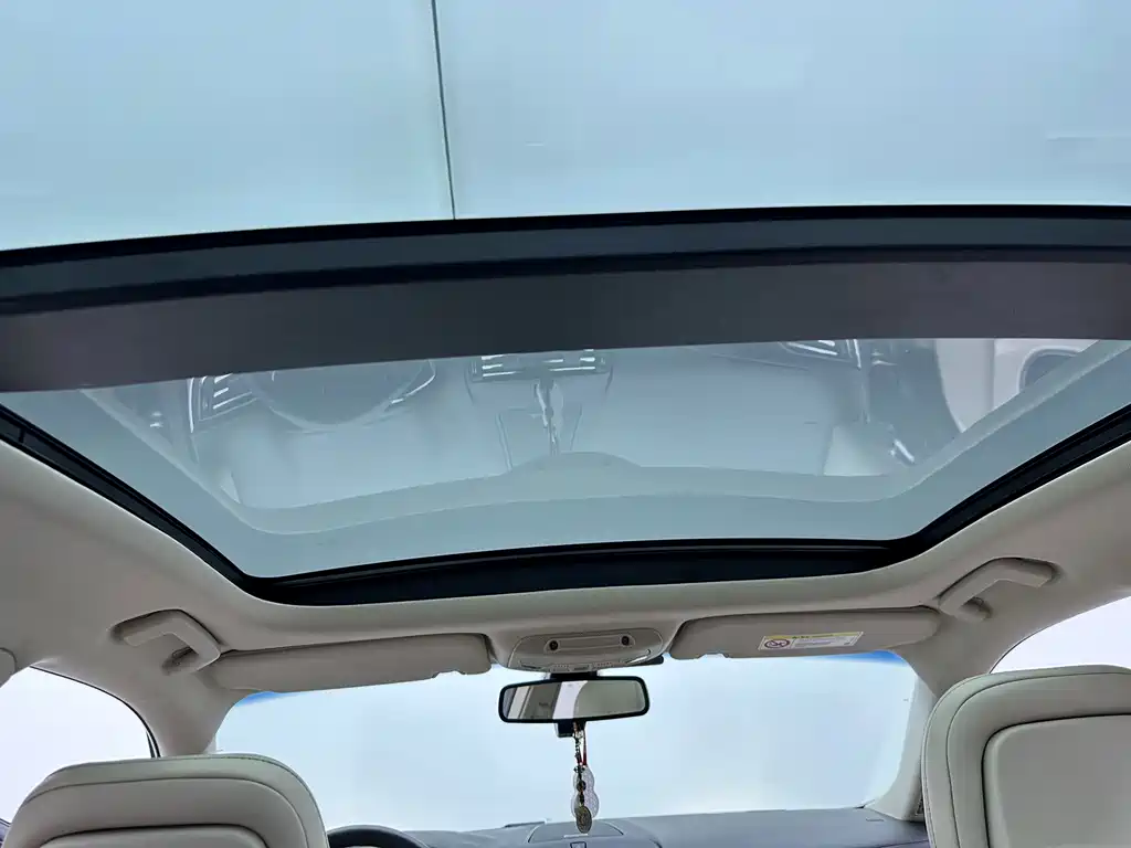 Lincoln Continental — миниатюра 13