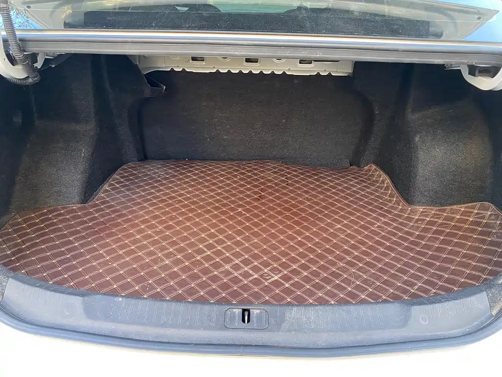 Chevrolet Monza — миниатюра 12