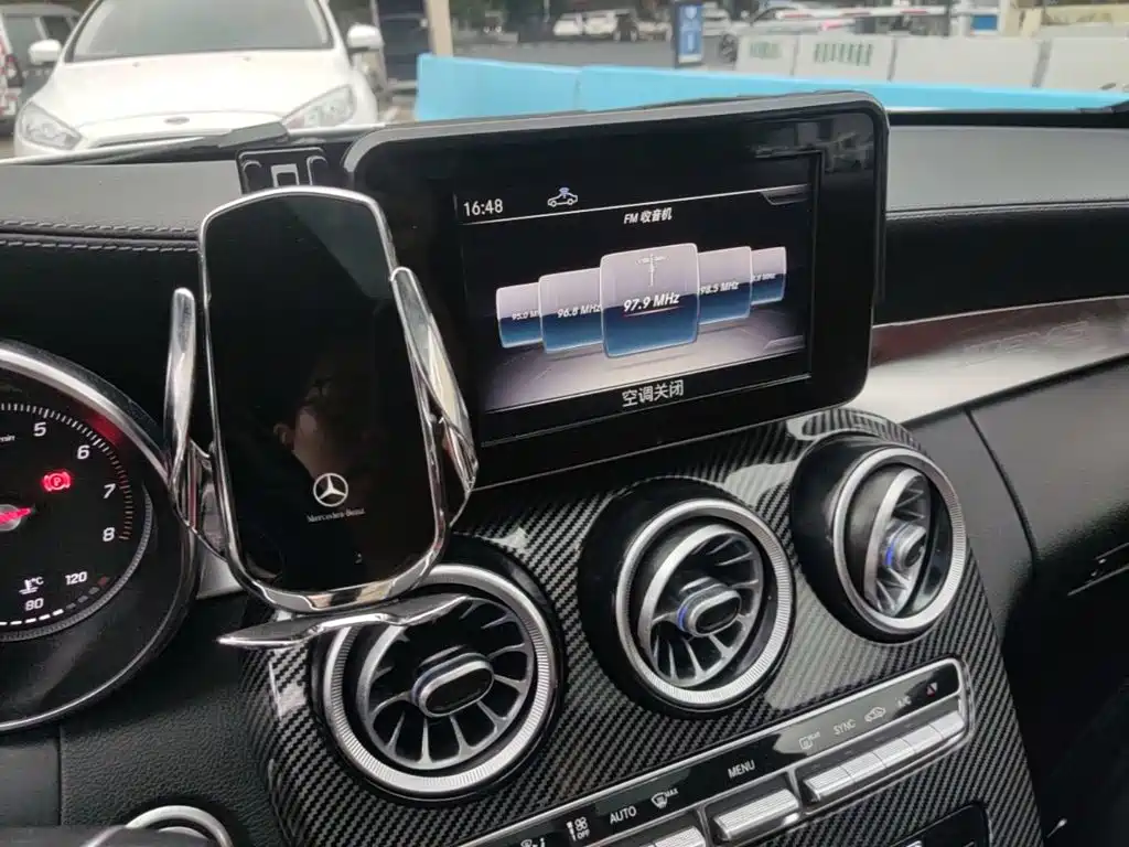 Mercedes-Benz C-Class (Import) — миниатюра 13