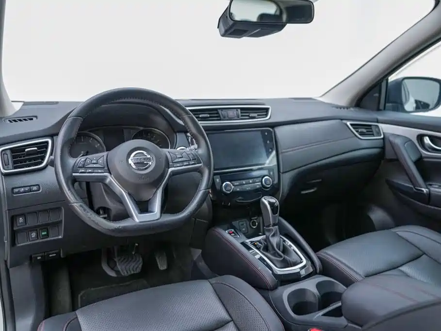 Nissan Qashqai — миниатюра 7