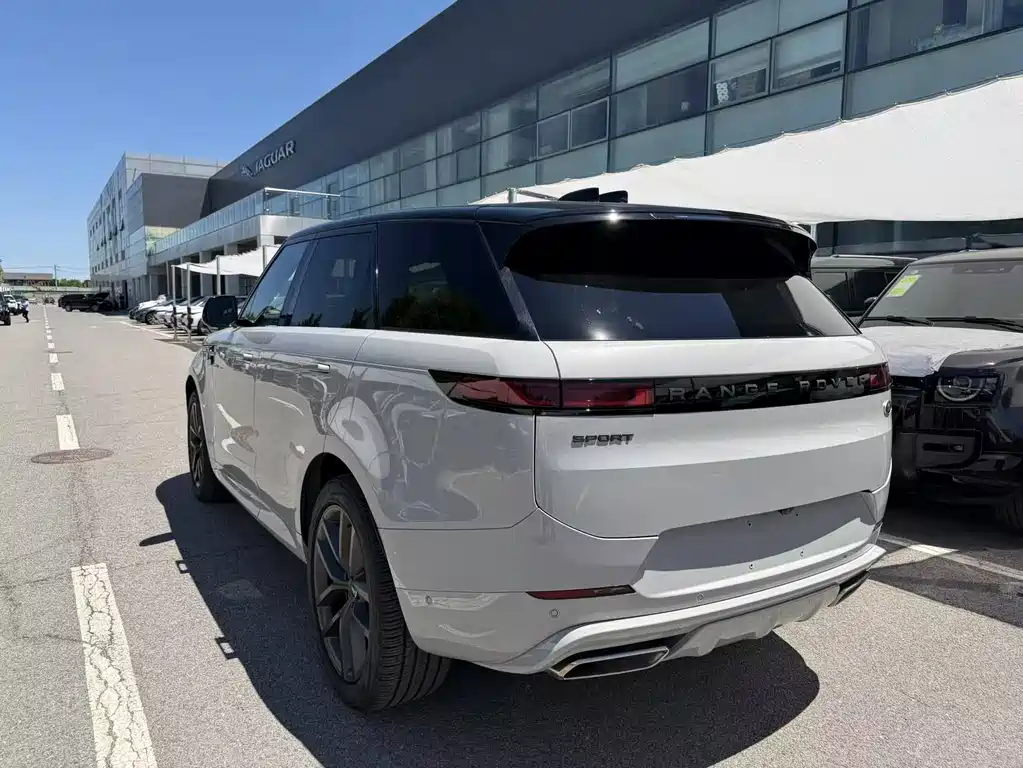 Land Rover Range Rover Sport 2024 400PS Dynamic HSE