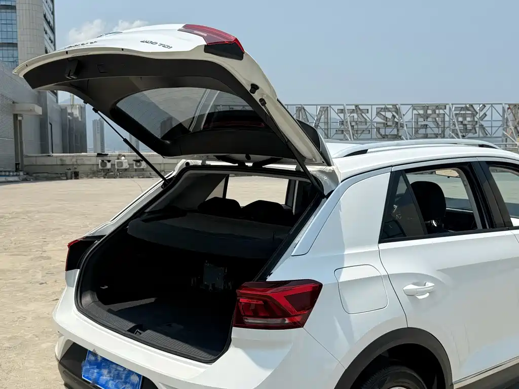 Volkswagen T-Roc — миниатюра 5