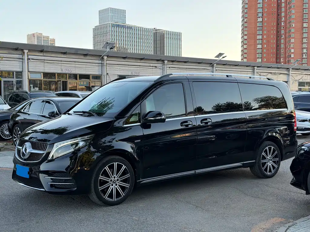 Mercedes-Benz V-Class