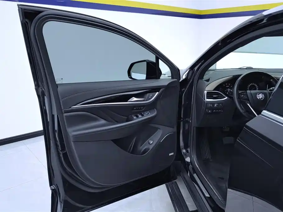 Buick Enclave 2020 28T Premium Flagship
