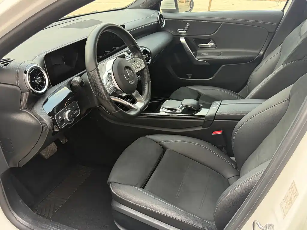 Mercedes-Benz A-Class — миниатюра 3