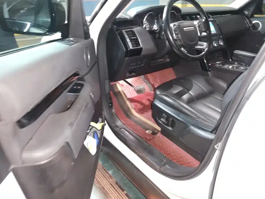 Land Rover Discovery — миниатюра 9