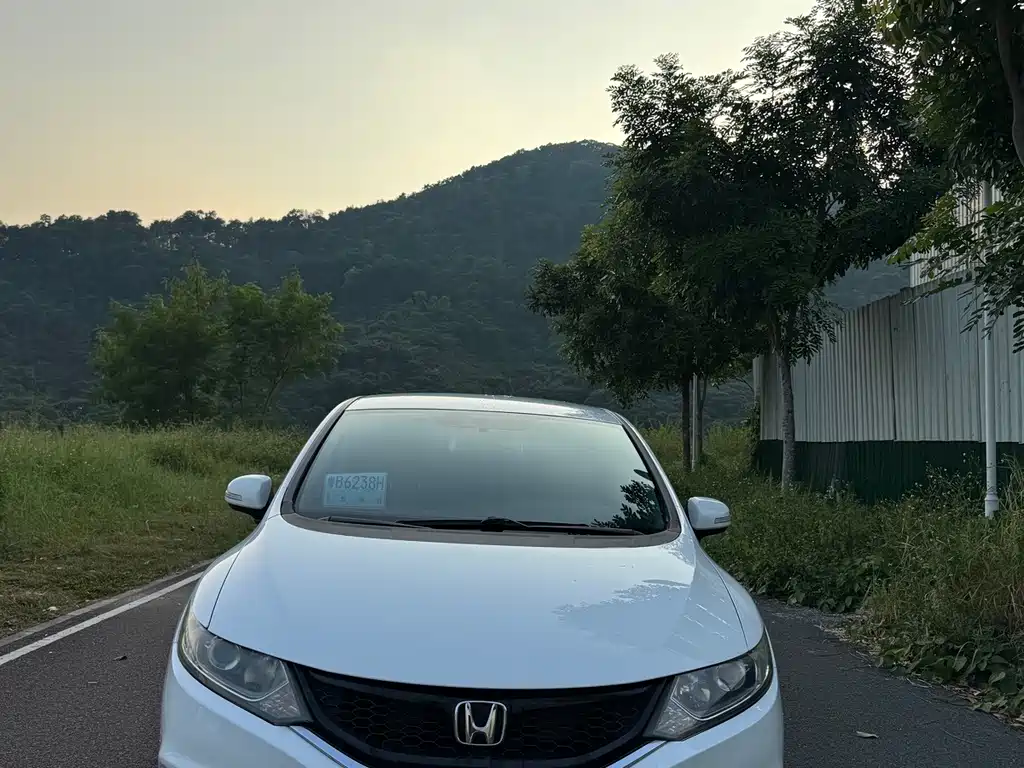 Honda Jade — миниатюра 3