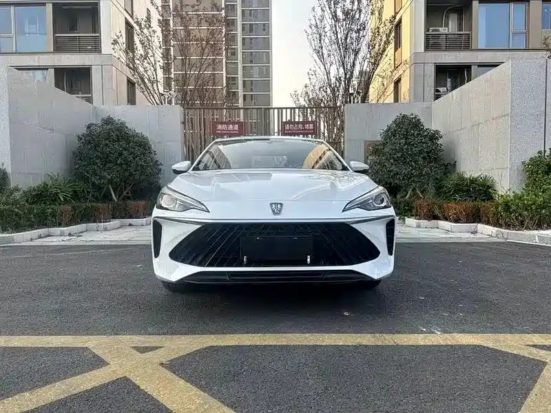 Roewe i5 — миниатюра 2