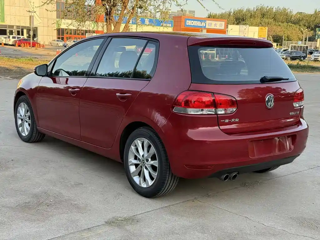 Volkswagen Golf — миниатюра 10