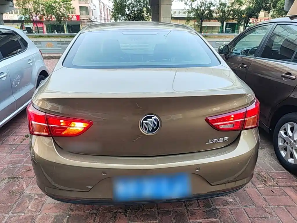 Buick Verano — миниатюра 6