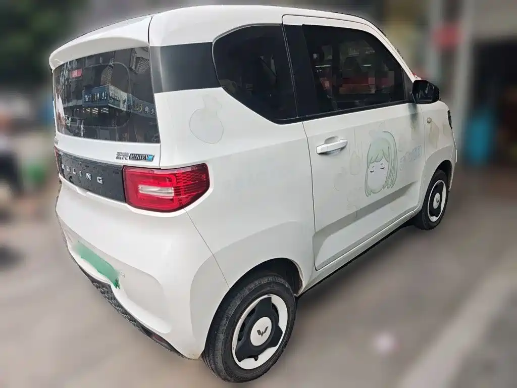 Wuling MINIEV — миниатюра 4