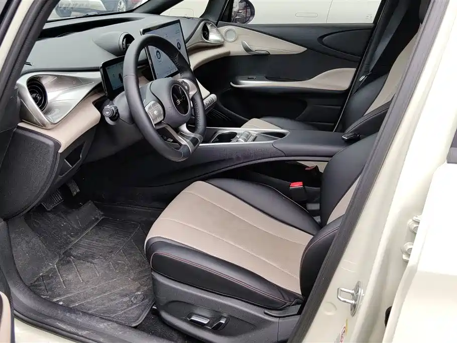BYD Dolphin 2025 420km Freedom
