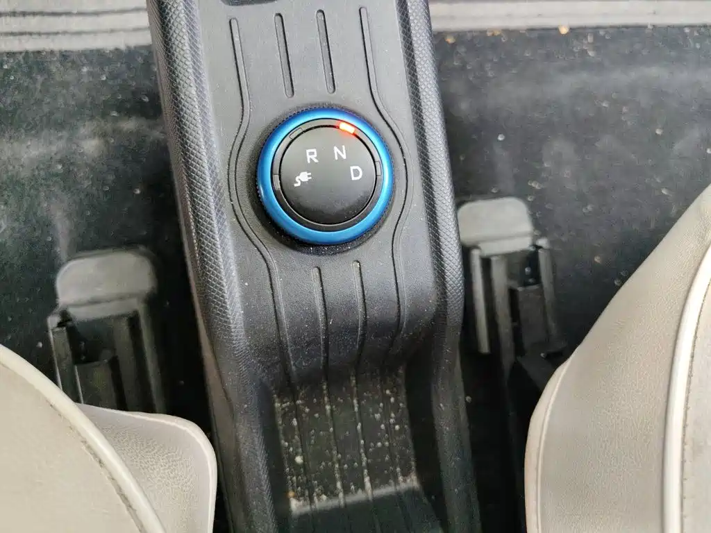 Wuling MINIEV — миниатюра 10