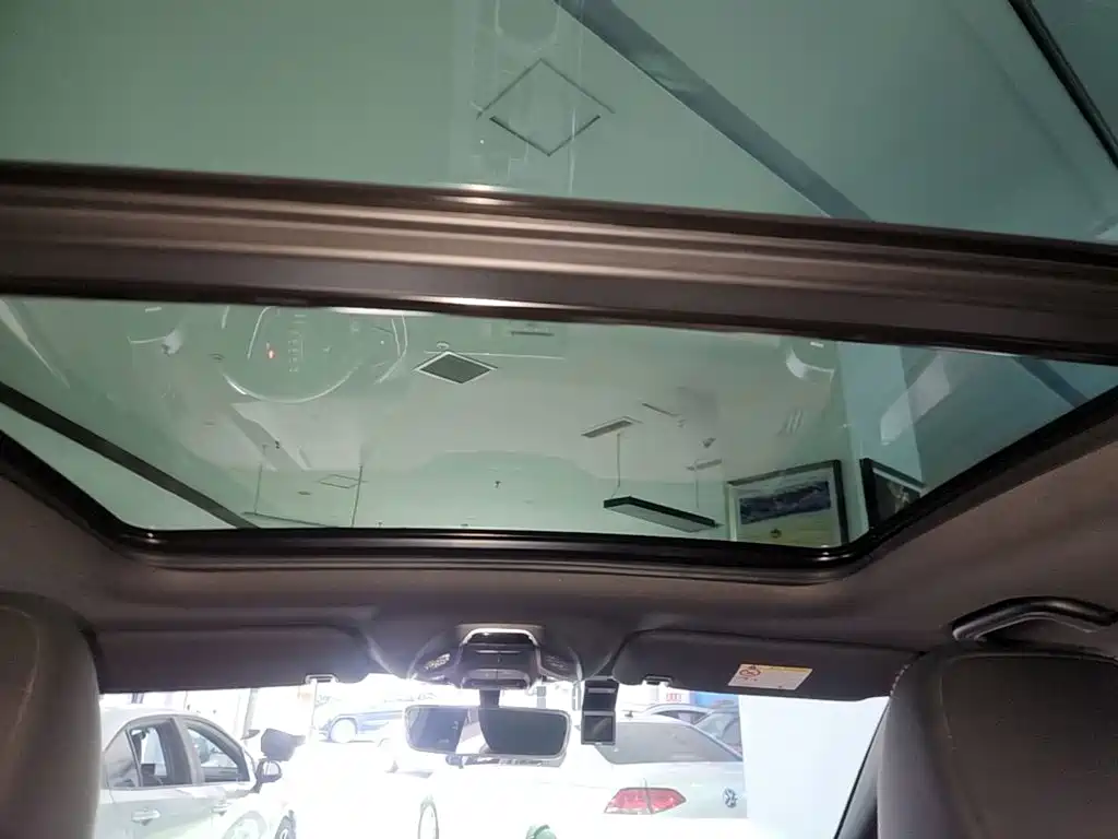 Geely Binyue — миниатюра 18