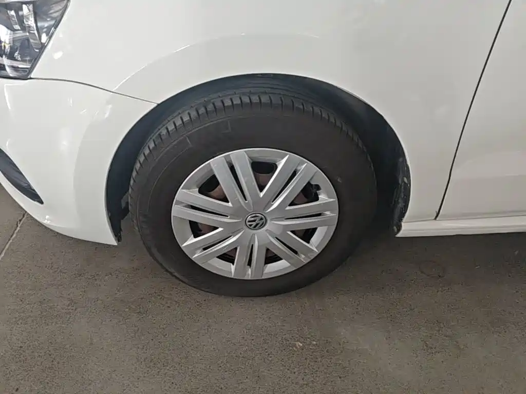 Volkswagen Polo — миниатюра 23