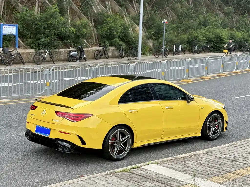 Mercedes-Benz CLA AMG — миниатюра 10