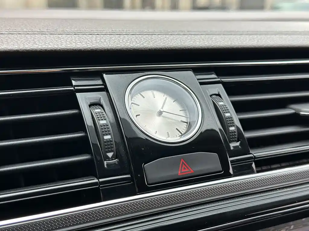 Volkswagen Phideon — миниатюра 22