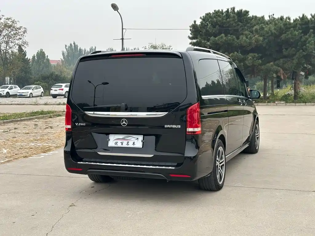 Mercedes-Benz V-Class — миниатюра 7
