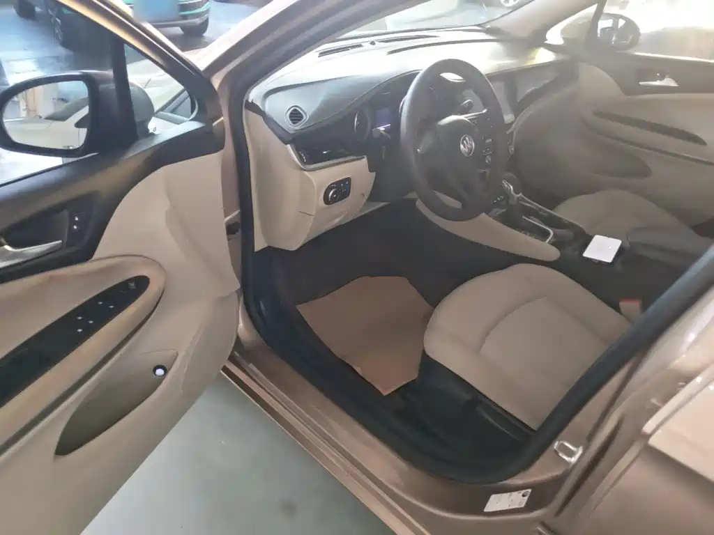 Buick Verano — миниатюра 16