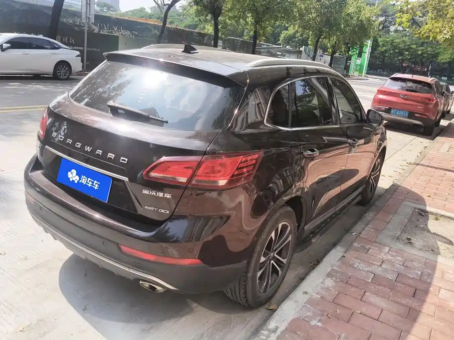 Borgward BX7 — миниатюра 3