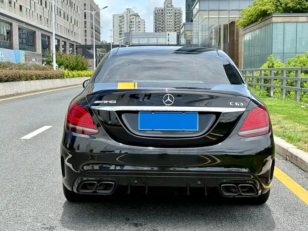 Mercedes-Benz C-Class AMG — миниатюра 16