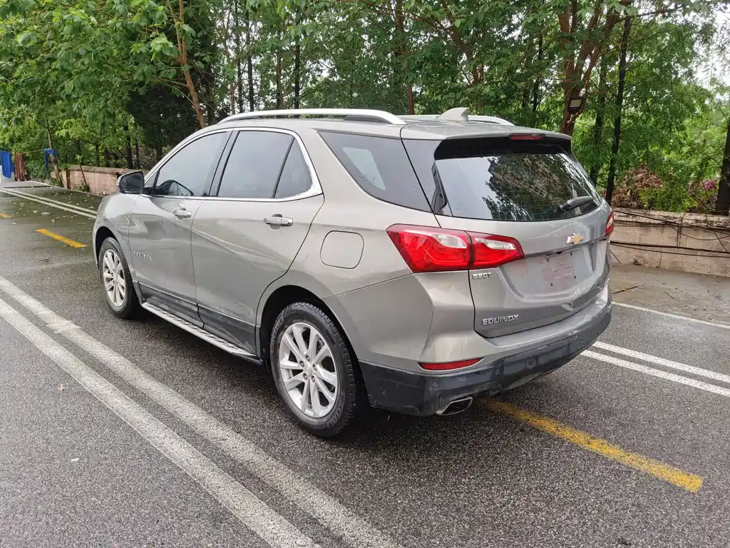 Chevrolet Equinox 2018 550T AT