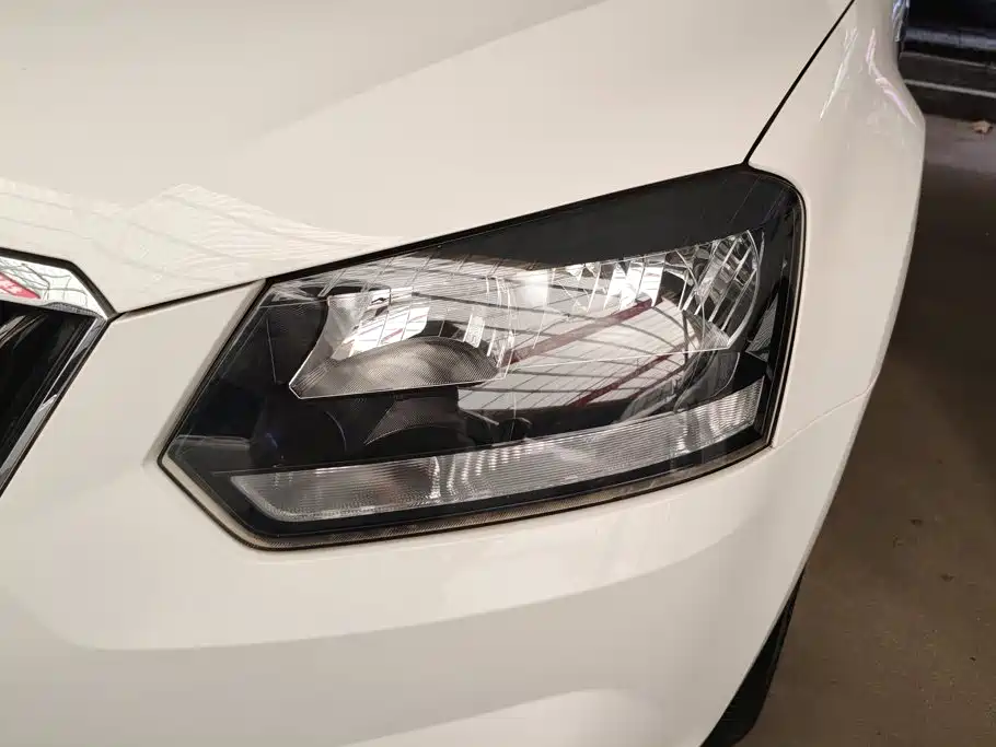 Skoda Yeti — миниатюра 5
