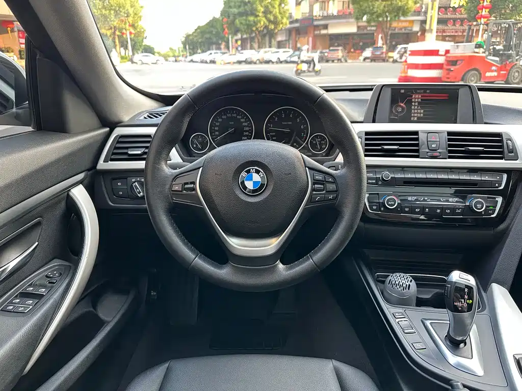 BMW 3 Series GT — миниатюра 21