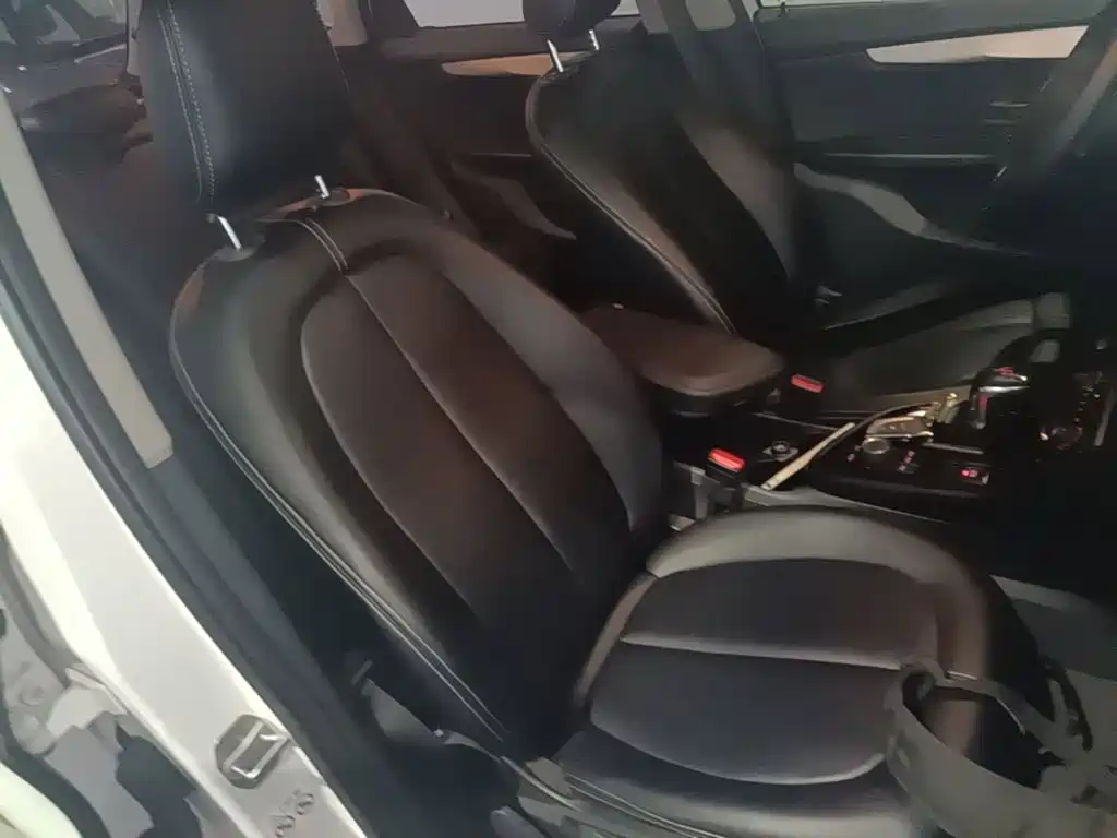 BMW 2 Series Active Tourer — миниатюра 25