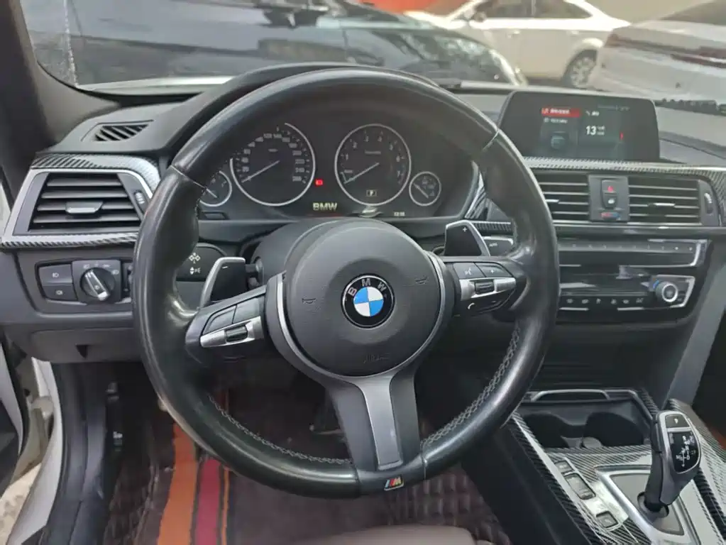 BMW 3 Series — миниатюра 11