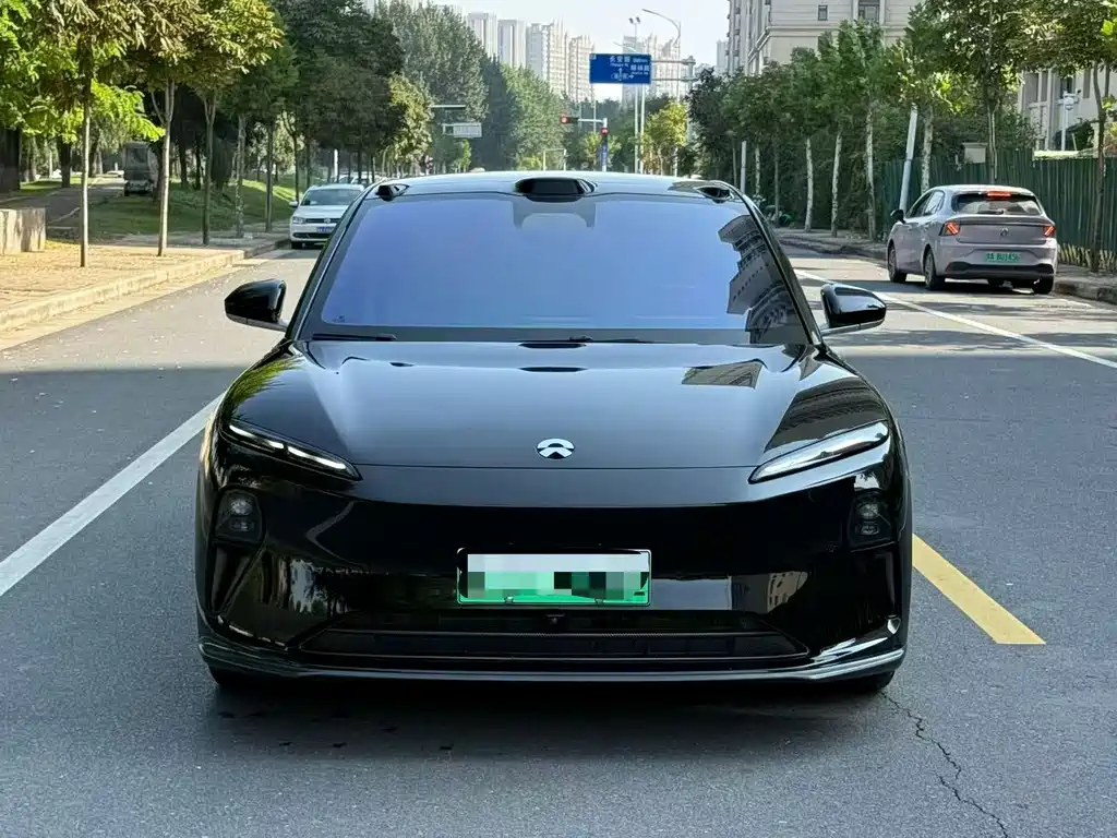 NIO ET5T — миниатюра 2