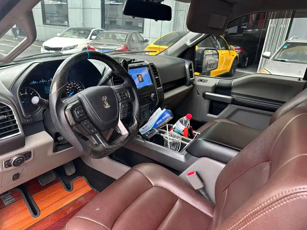 Ford F-150 Raptor — миниатюра 5