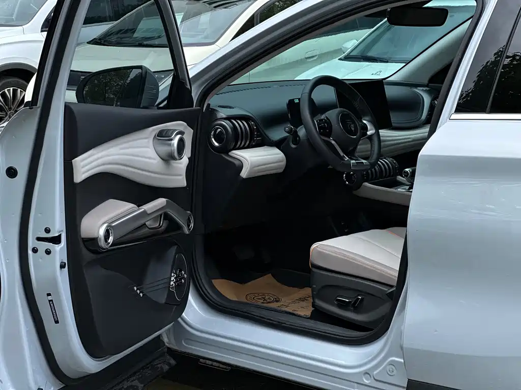BYD Yuan Plus PLUS 2024 430KM