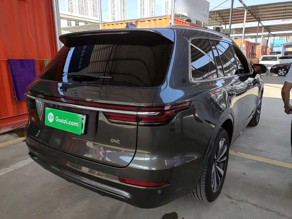 Li Auto ONE 2020 6 мест