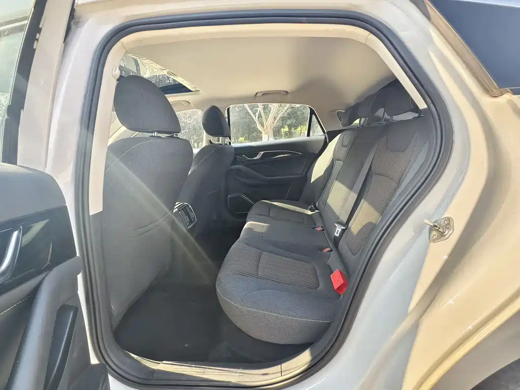 Bestune B70 2021 1.5T AT