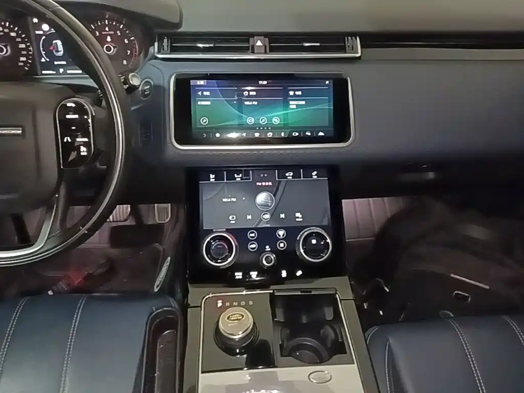 Land Rover Velar — миниатюра 13