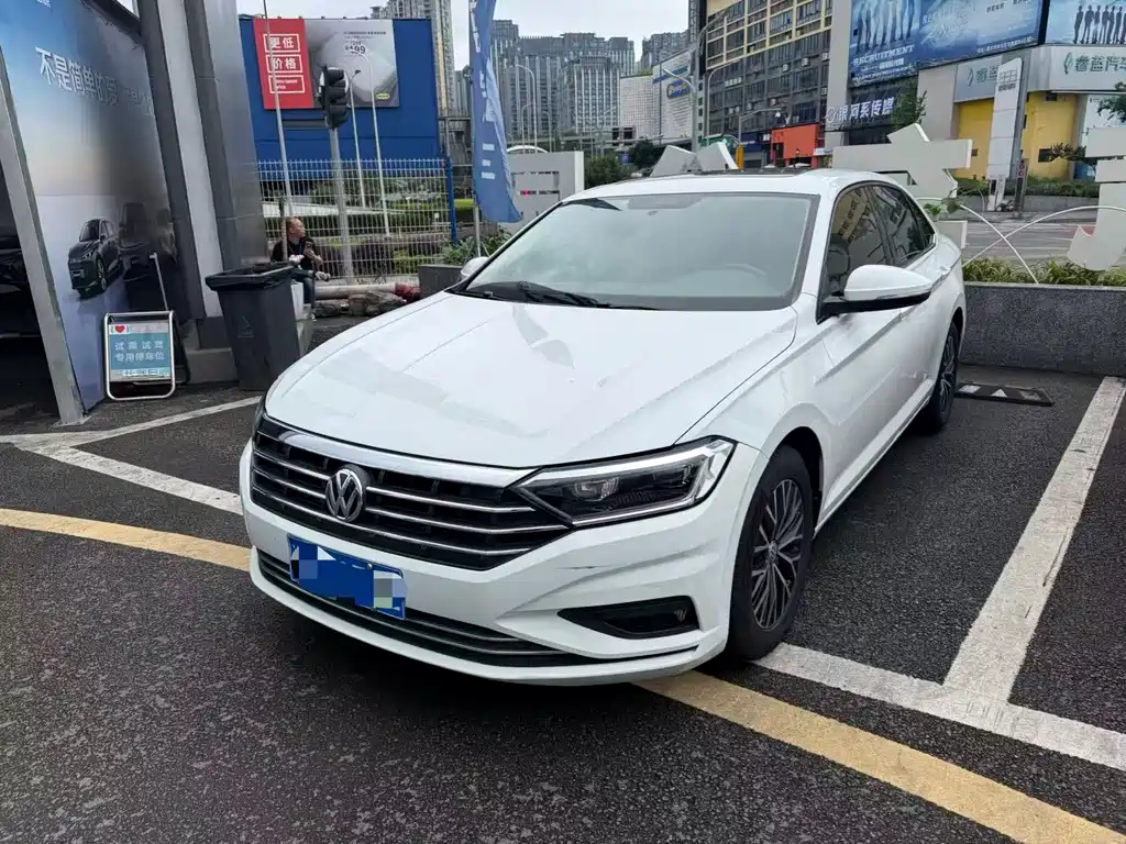 Volkswagen Sagitar 2019