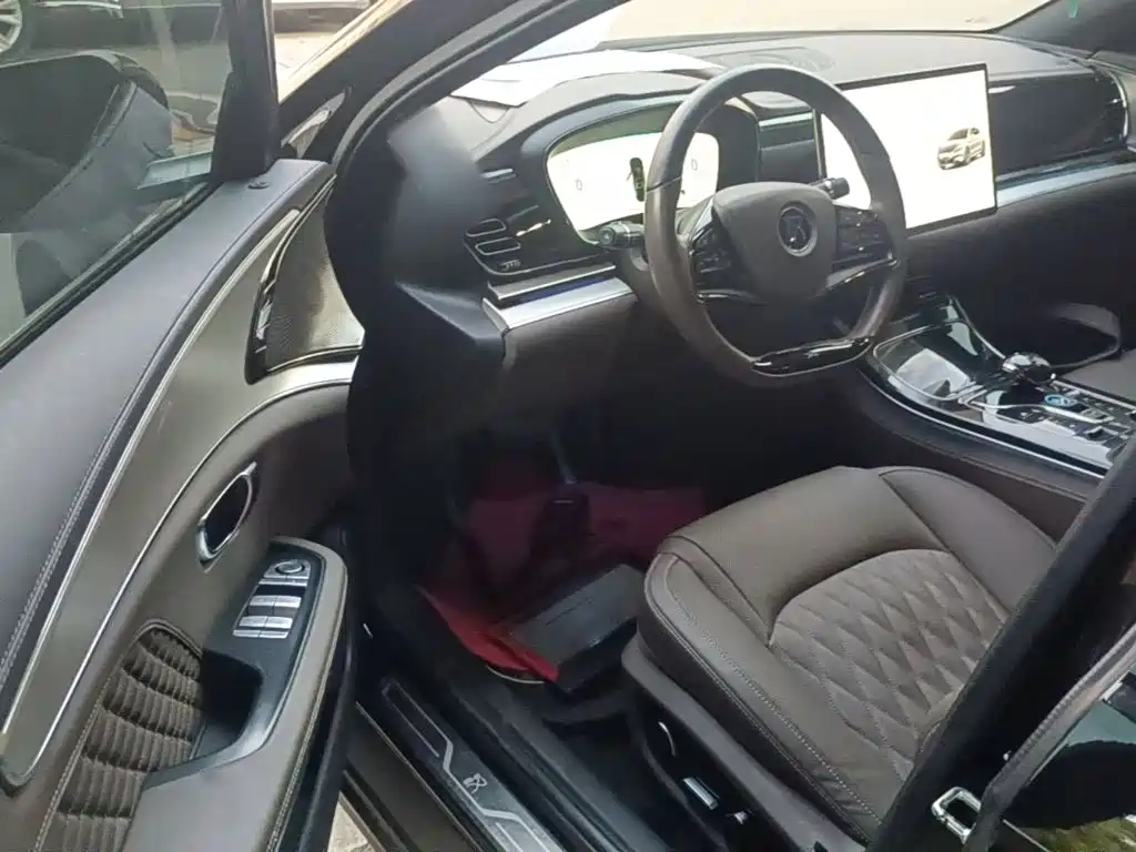 BYD Han — миниатюра 16