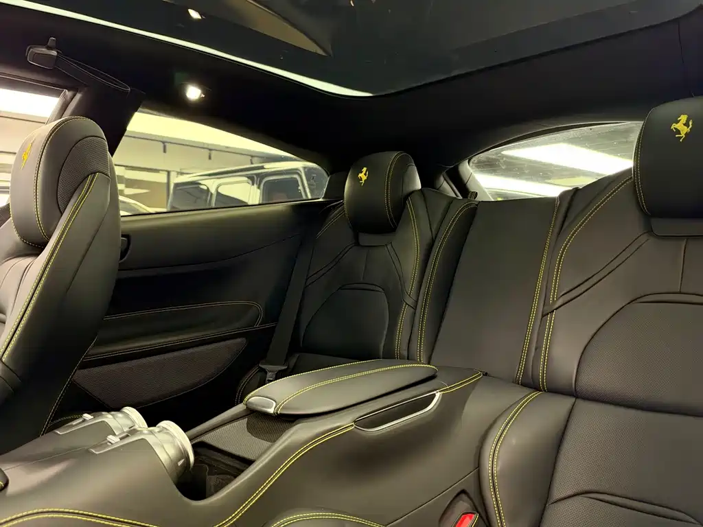 Ferrari GTC4Lusso — миниатюра 7