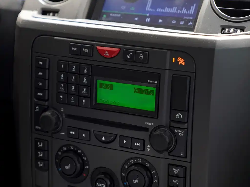 Land Rover Discovery — миниатюра 14