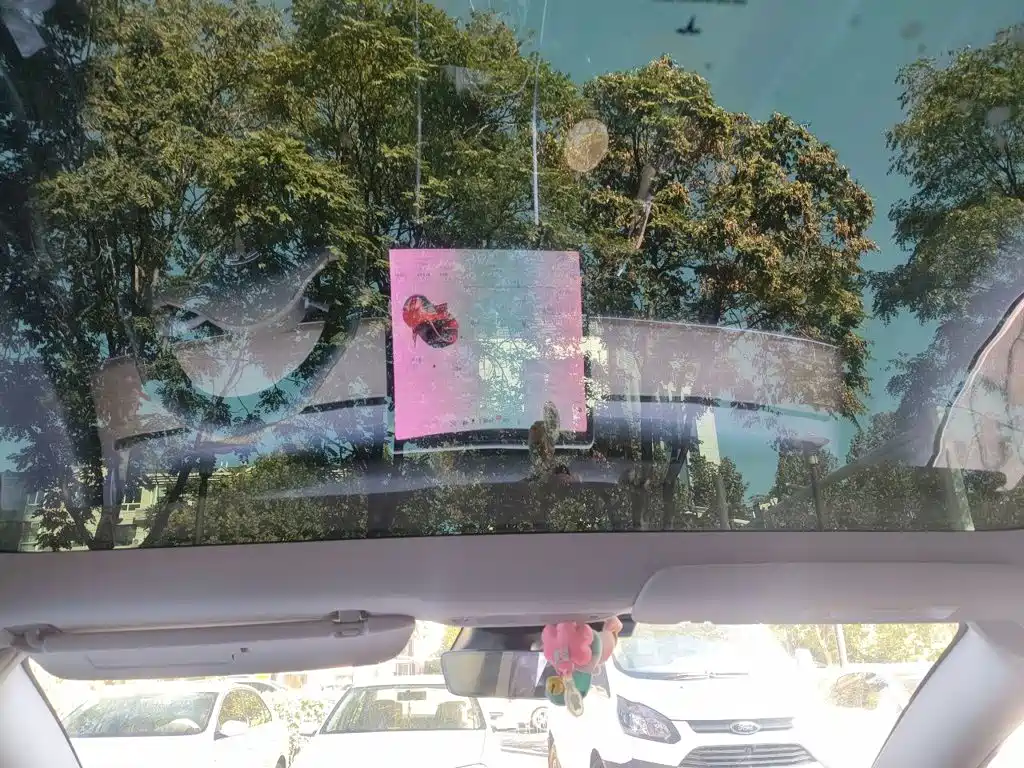 Tesla Model 3 — миниатюра 19