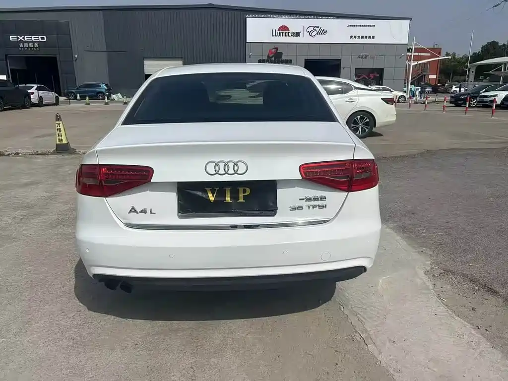 Audi A4L 2013 35 TFSI AT Comfort