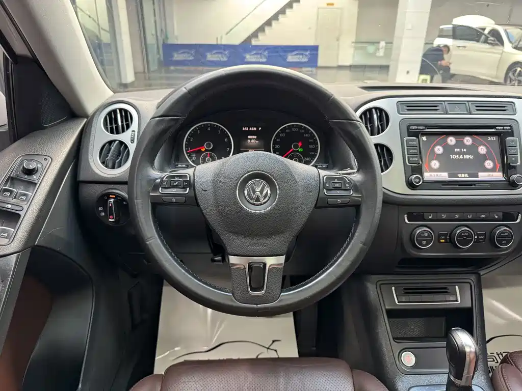 Volkswagen Tiguan — миниатюра 11