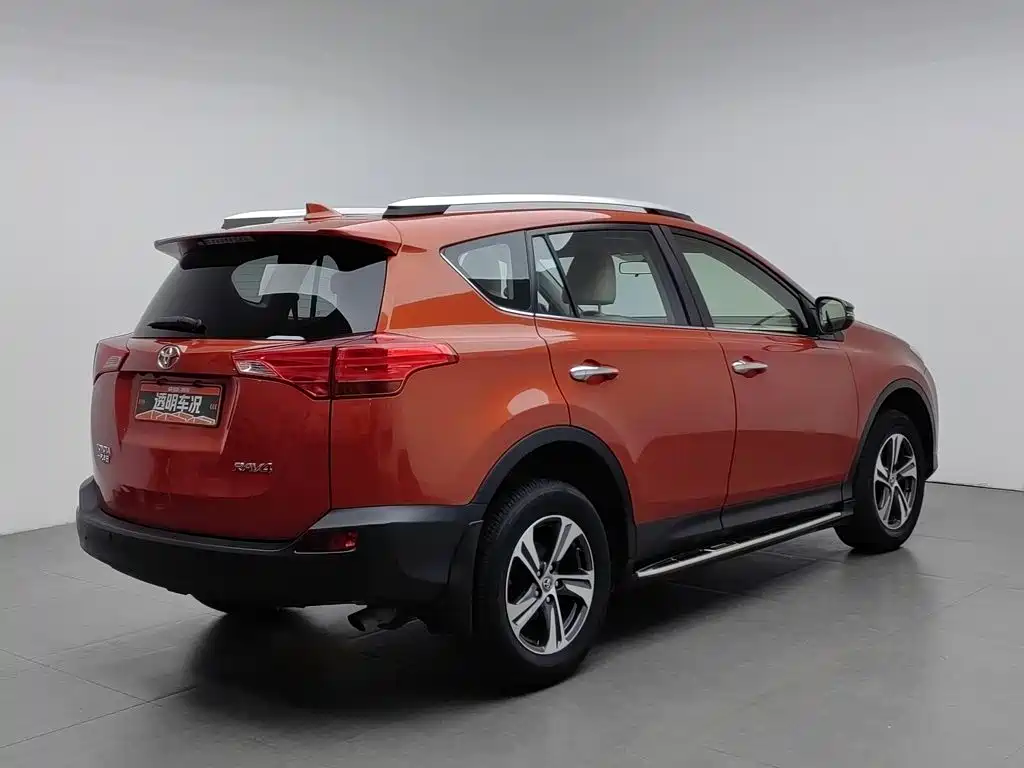 Toyota RAV4 — миниатюра 2