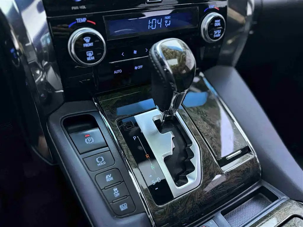 Toyota Alphard 2021 2.5L Premium