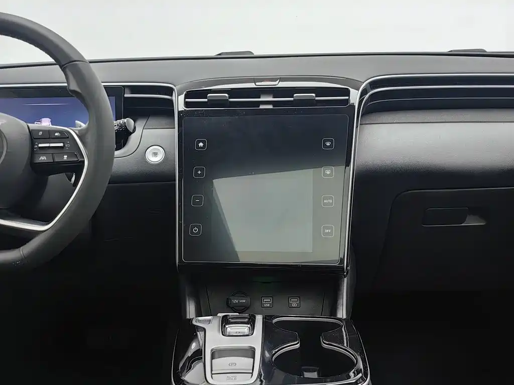 Hyundai Tucson — миниатюра 12